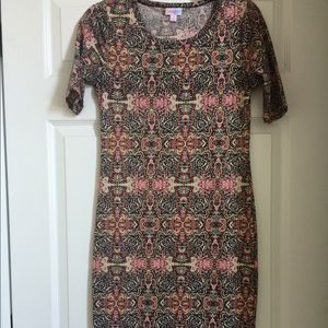 Lularoe Julia, Gorgeous pink floral, small